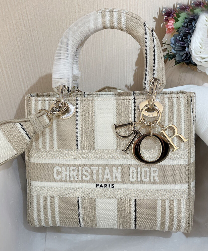 Christian Dior Medium Lady D lite Bag Canva Apricot